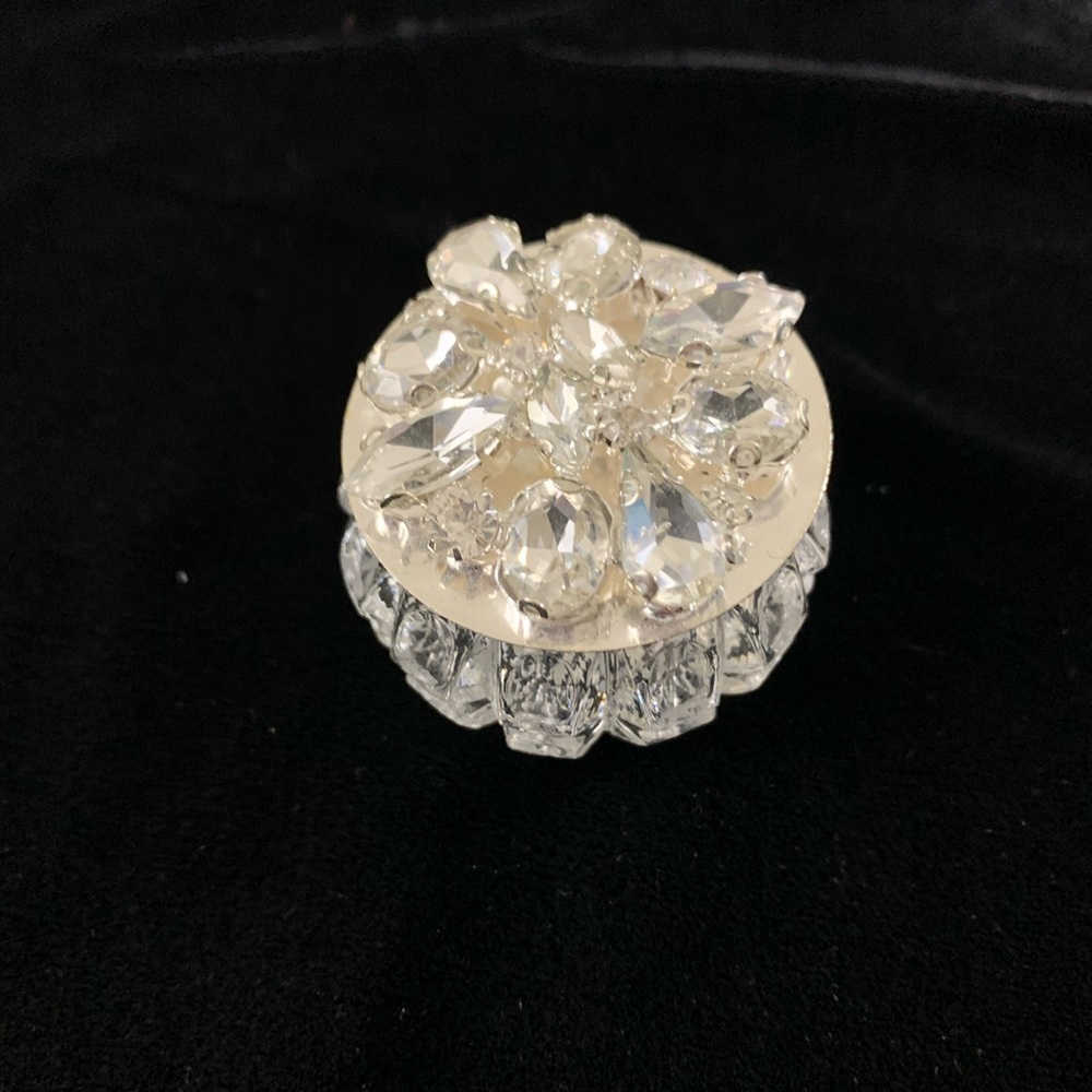 Jeweled Ring Box